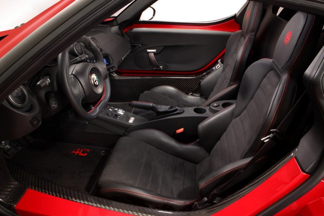 Alfa Romeo 4C Launch Edition – Cao cấp hơn, đắt hơn 6
