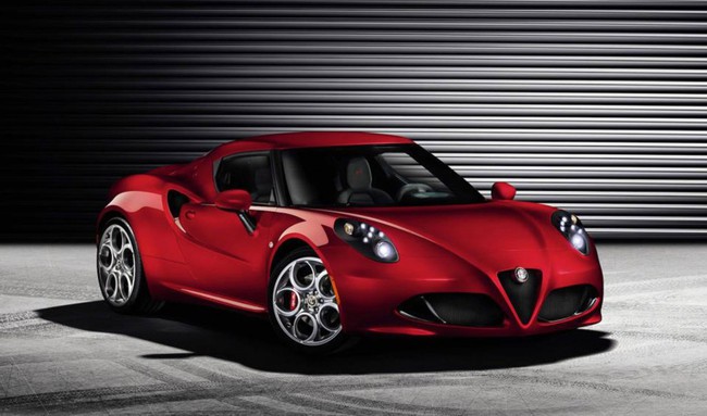 Alfa Romeo 4C Launch Edition – Cao cấp hơn, đắt hơn 15