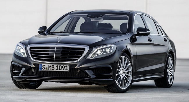 Sự biến đổi của Mercedes-Benz S-Class giữa hai thế hệ 7