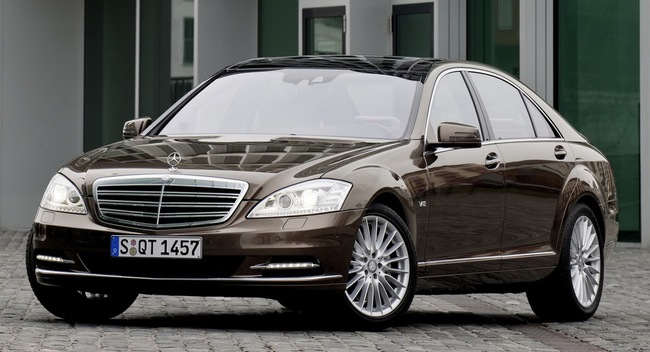 Sự biến đổi của Mercedes-Benz S-Class giữa hai thế hệ 8