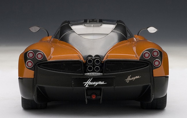 Cơ hội sở hữu Lamborghini Aventador J và Pagani Huayra giá cực mềm  15