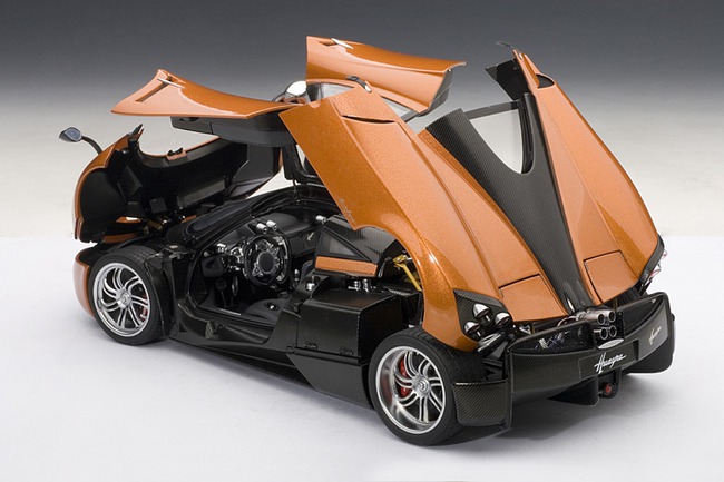 Cơ hội sở hữu Lamborghini Aventador J và Pagani Huayra giá cực mềm  20
