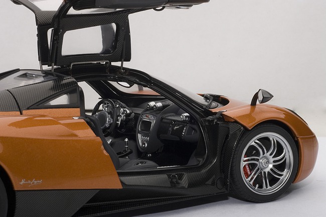 Cơ hội sở hữu Lamborghini Aventador J và Pagani Huayra giá cực mềm  21