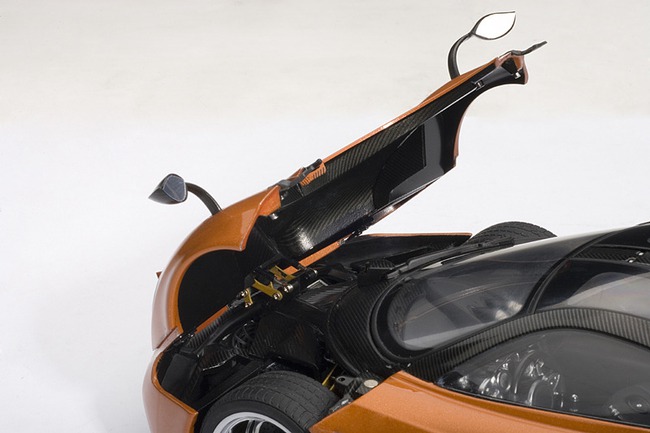 Cơ hội sở hữu Lamborghini Aventador J và Pagani Huayra giá cực mềm  22