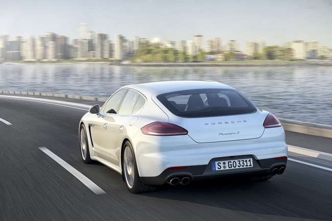 Porsche Panamera S E-Hybrid: Chỉ 4,4 lít xăng/100 km 7