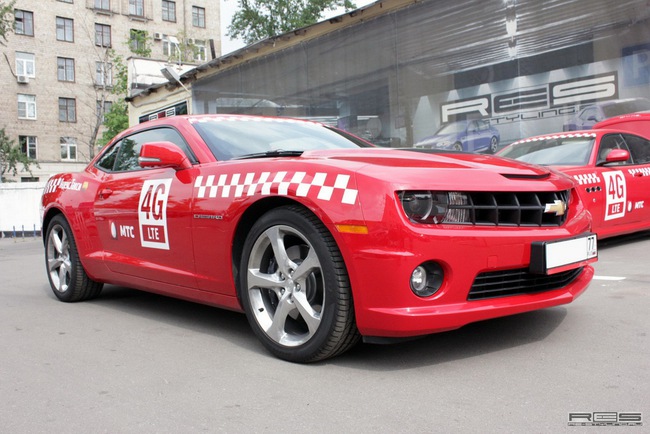 Maserati Quattroporte và Chevrolet Camaro làm taxi 11