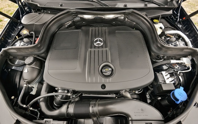 Mercedes-Benz GLK250 Bluetec có giá từ 39.495 Đô la 12