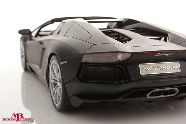“Hàng nhái” Lamborghini Urus và Aventador Roadster chính thức xuất xưởng 6