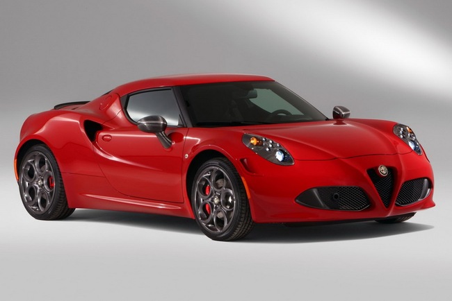 Chọn Alfa Romeo 4C hay Porsche Cayman? 7