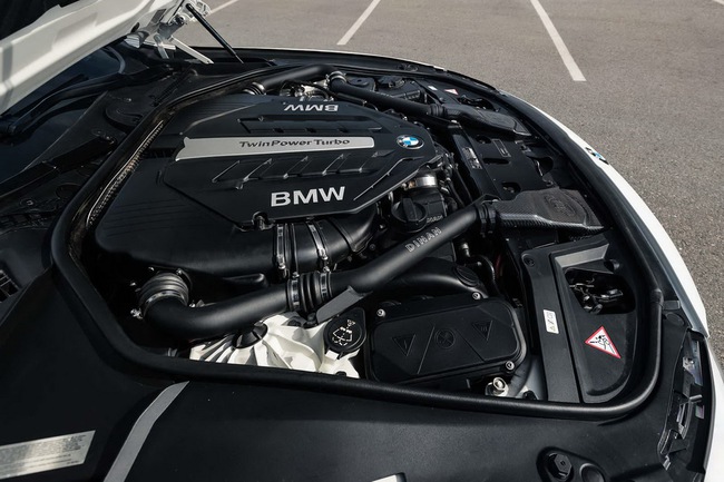 Dinan Engineering biến BMW 550i thành siêu sedan 15