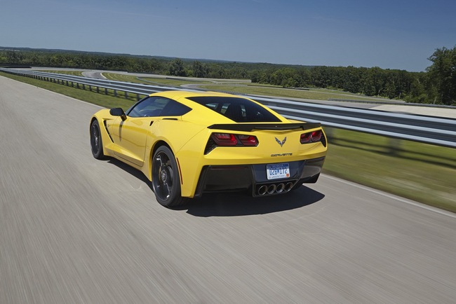Chevrolet Corvette Stingray Z51: Tăng tốc đến 96 km/h trong 3,8 giây 4