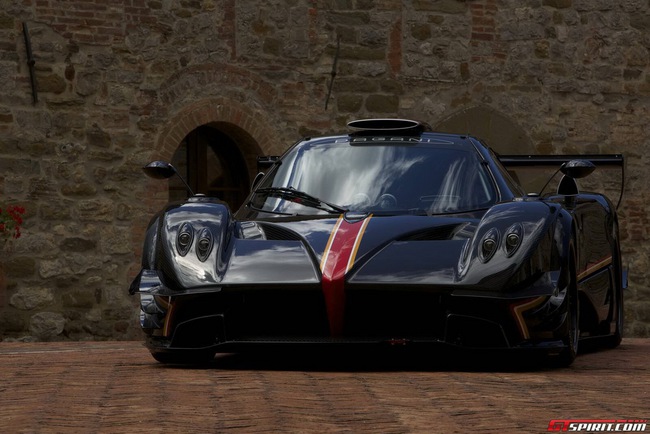 Pagani Zonda Revolucion – Kết thúc một kỷ nguyên tuyệt vời 3