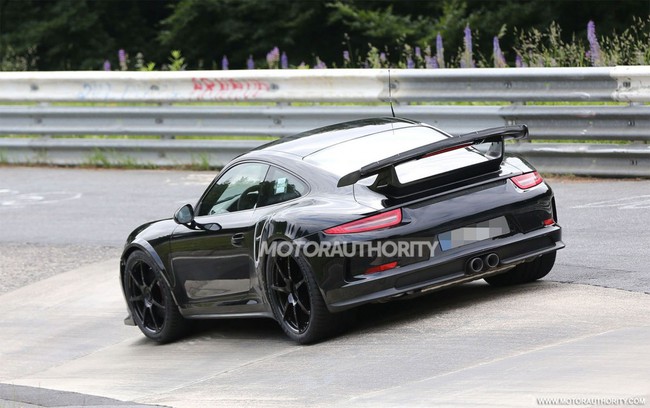 Porsche 991 GT2: Chiếc 911 nhanh nhất từ trước tới nay 6