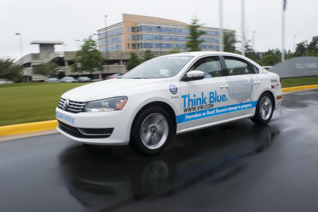 Volkswagen Passat TDI lập kỷ lục về tiết kiệm nhiên liệu 1