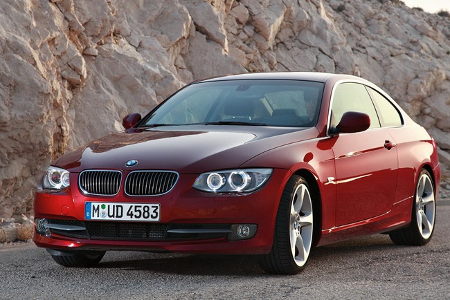 So sánh hình ảnh BMW 4-Series Coupe với 3-Series Coupe 6