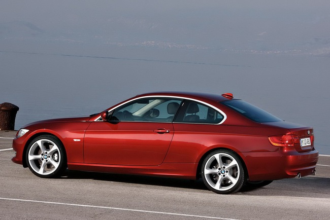 So sánh hình ảnh BMW 4-Series Coupe với 3-Series Coupe 12