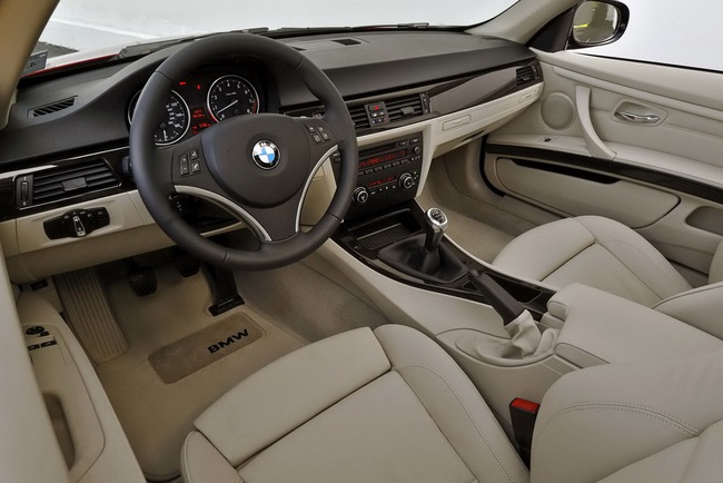 So sánh hình ảnh BMW 4-Series Coupe với 3-Series Coupe 24