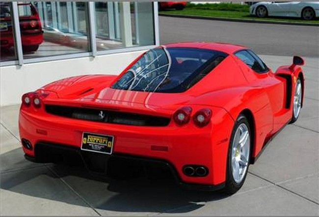 Rao bán bộ ba huyền thoại Ferrari 21