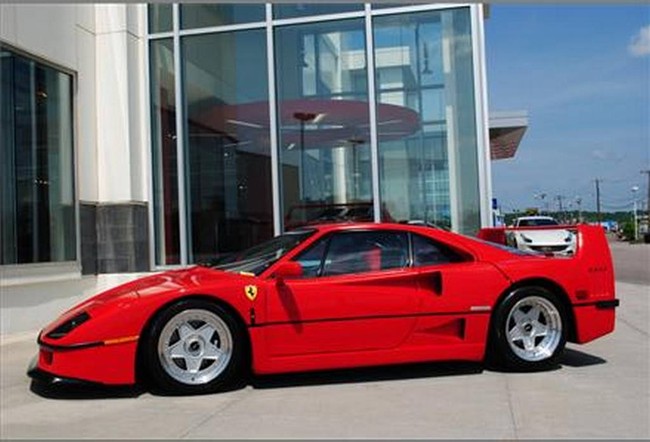 Rao bán bộ ba huyền thoại Ferrari 3