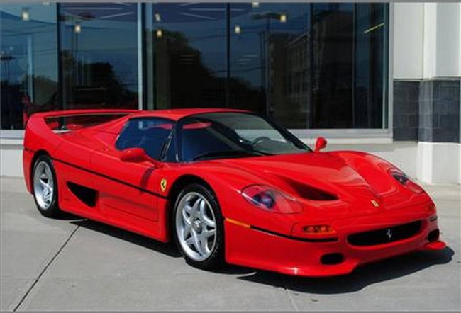 Rao bán bộ ba huyền thoại Ferrari 12