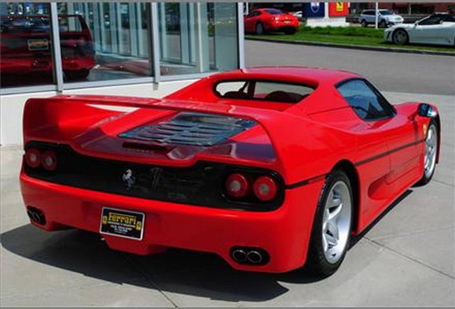 Rao bán bộ ba huyền thoại Ferrari 14