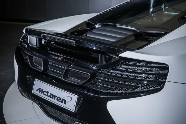 McLaren 12C B&W Edition ra mắt tại Hồng Kông 10