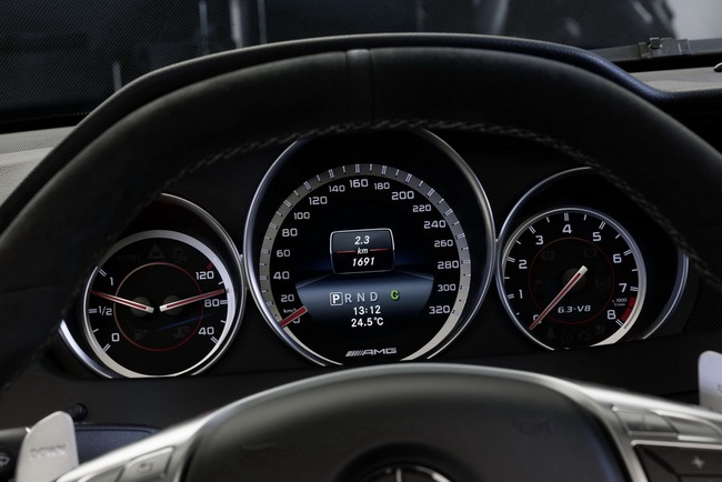 Mercedes-Benz công bố giá C63 AMG 507 Edition 9
