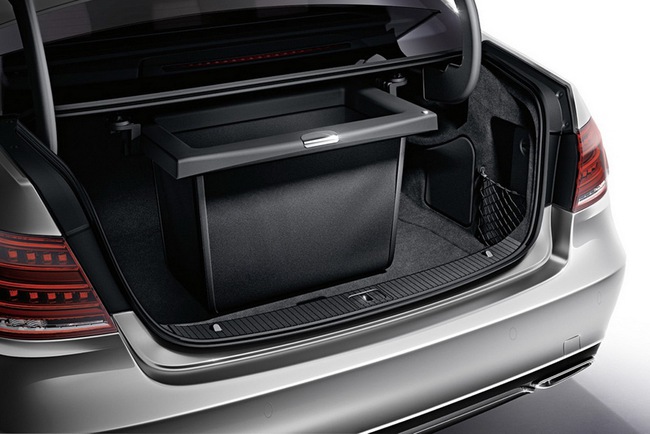 Mercedes-Benz bổ sung phụ kiện đặc biệt cho S-Class 9