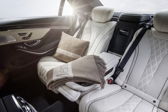Mercedes-Benz bổ sung phụ kiện đặc biệt cho S-Class 12