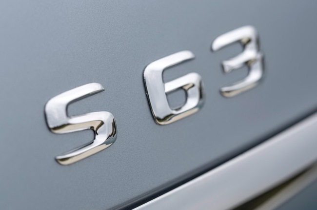 Mercedes-Benz S63 AMG 4MATIC: Sang trọng, mạnh mẽ và thể thao 31