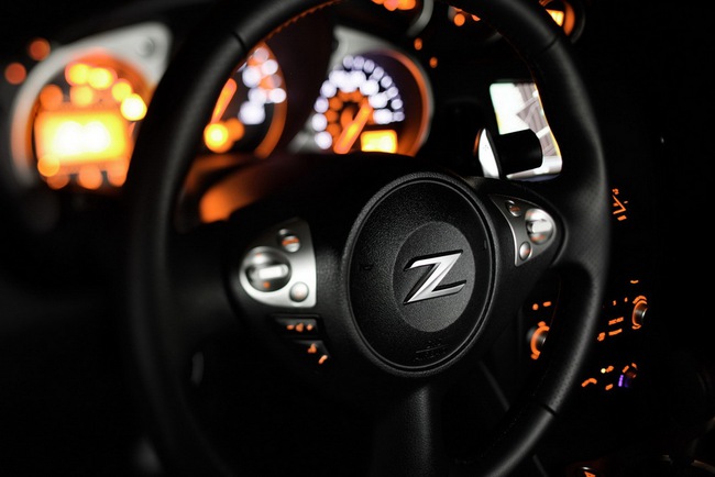 Nissan 370Z 2014 giảm giá mạnh 14