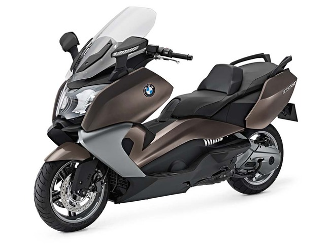 BMW công bố bản nâng cấp của hàng loạt mô tô 8
