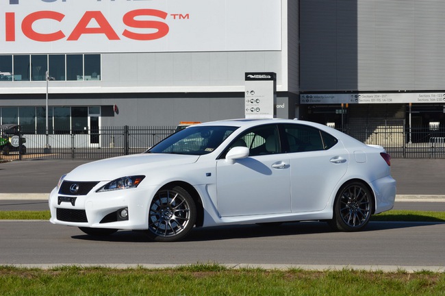 Lexus IS F chính thức trình làng 1