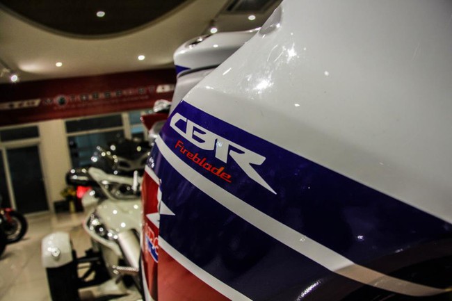 Honda CBR1000 HRC ABS 2013 đầu tiên tại Việt Nam 7
