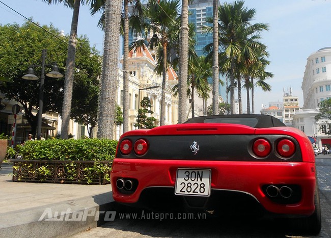 Ferrari F360 Spider tái xuất trên đường phố Sài Gòn 1
