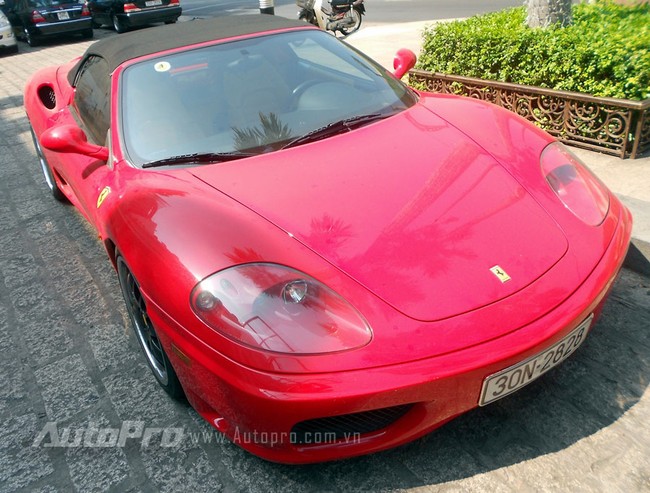 Ferrari F360 Spider tái xuất trên đường phố Sài Gòn 7