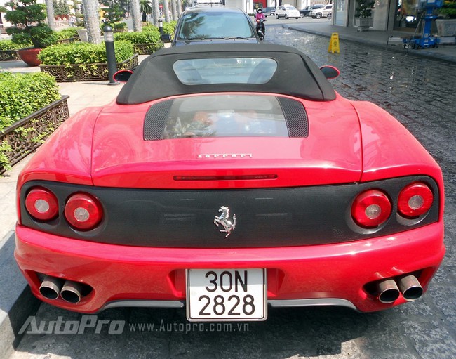 Ferrari F360 Spider tái xuất trên đường phố Sài Gòn 13