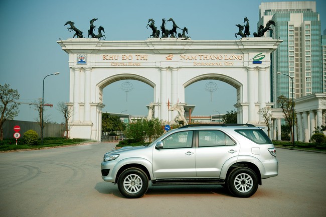 Ô tô mới ồ ạt đổ bộ thị trường Việt Nam  2