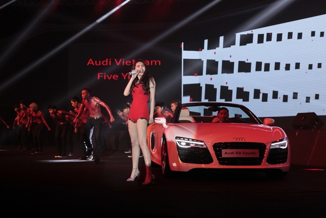 Dàn sao hùng hậu trong đêm tiệc Audi 6