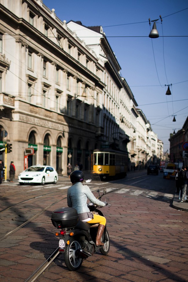 Milan - nơi thời trang và scooter hòa điệu 8
