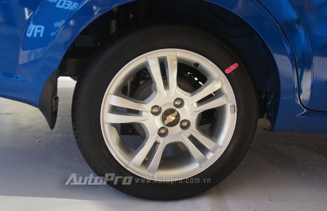 Xe sedan cỡ nhỏ rẻ nhất thị trường của GM Việt Nam ra mắt 9 Xe sedan cỡ nhỏ rẻ nhất thị trường của GM Việt Nam ra mắt 9
