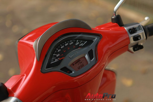 Vespa Sprint Việt Nam có gì “hot” 7 Vespa Sprint Việt Nam có gì “hot” 7