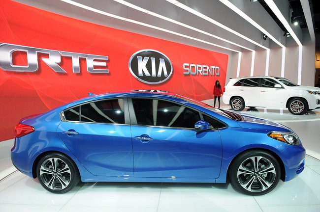 Kia ​​Forte Sedan ch&iacute;nh thức ra mắt tại Los Angeles 5