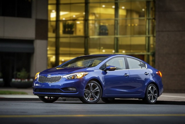 Kia ​​Forte Sedan ch&iacute;nh thức ra mắt tại Los Angeles 18