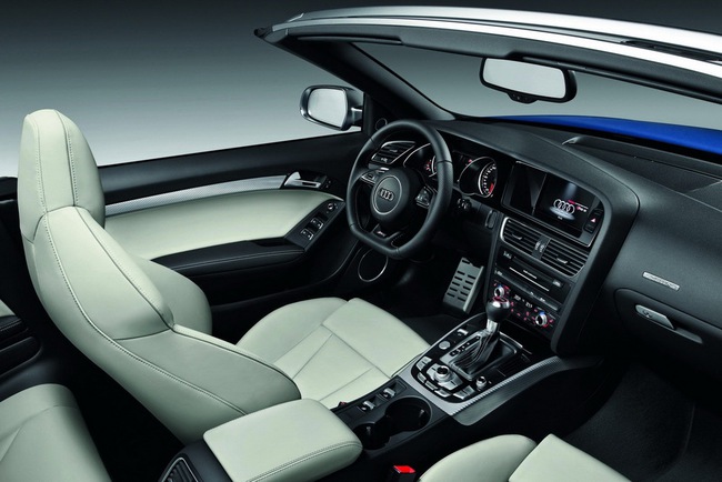Mạnh mẽ và khoáng đạt với Audi RS5 Cabriolet 2013 26