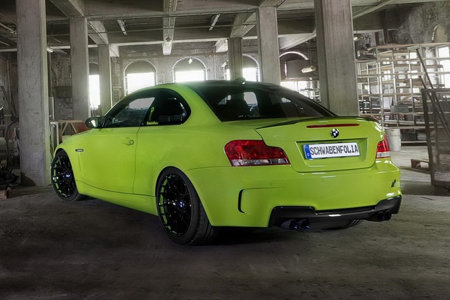 BMW 1-Series M Coupe siêu nổi bật với màu xanh nõn chuối 5