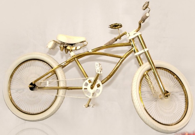 Xe đạp Nga dát vàng theo phong cách cung điện Mùa Đông 11
