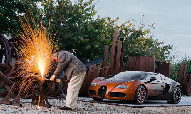 Veyron Grand Sport Venet: Tác phẩm nghệ thuật nhanh nhất thế giới 12