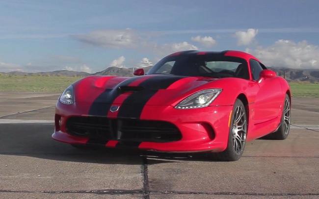 Video: Xem Motor Trend lái thử Dodge SRT Viper GTS 1
