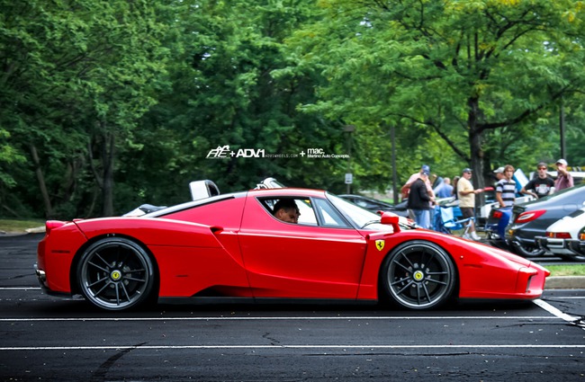Ferrari Enzo: Tươi mới hơn với bộ la-zăng của ADV.1 4